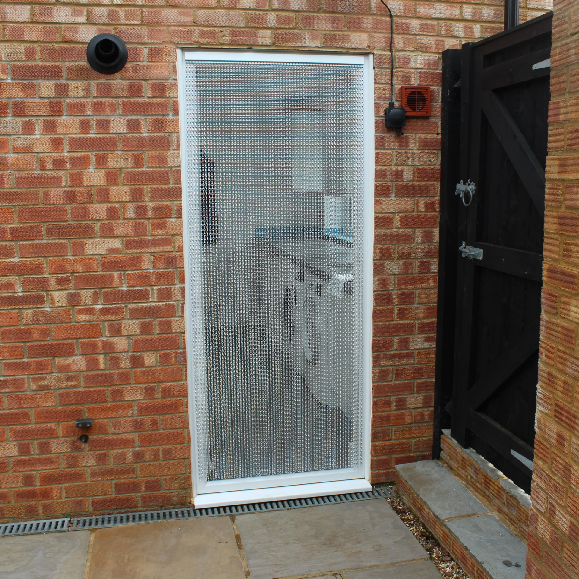 Aluminium Chain Fly Screen - For all types of doors