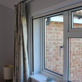 Blackout roller blind for windows. (Made-to-Measure)